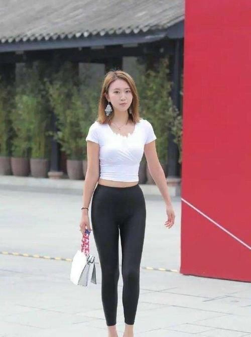 衬衫裤 时尚的瑜伽裤,让个性完美表现出来,展现时髦个性!