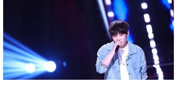 王靖雯|《中国好声音》最新人气榜，发条月亮稳排第一，前五冠军热门占三