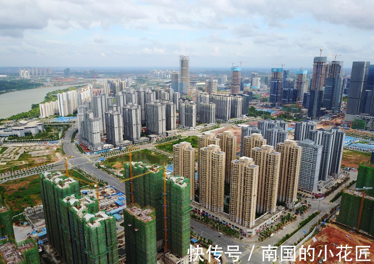 房子|买房记牢5个注意：买边，买东，买低，远二近三，不碰小产权房