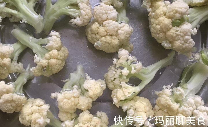 炒花菜|炒花菜，先焯水还是直接下锅大厨教你正确方法，花菜香脆又入味