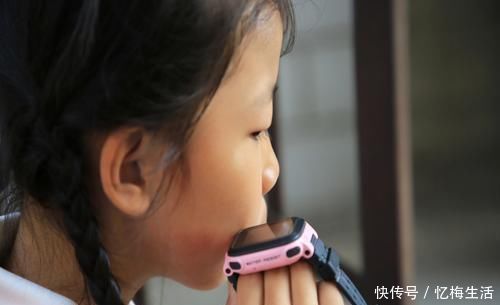 孩子们|物质教育并没错,可“过度物质”诱发“攀比心”,输在起跑第一步