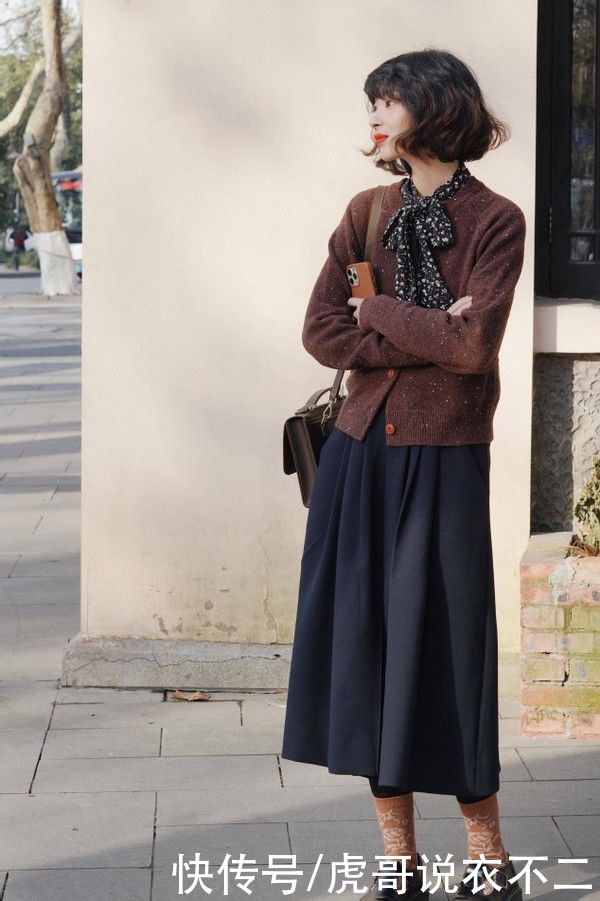 早春必备简约风“森系穿搭”，休闲又清新，基础款也能穿出高级感