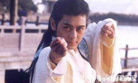 萧峰|天龙八部12大顶级高手, 萧峰只能垫底, 第1武功不在扫地僧之下