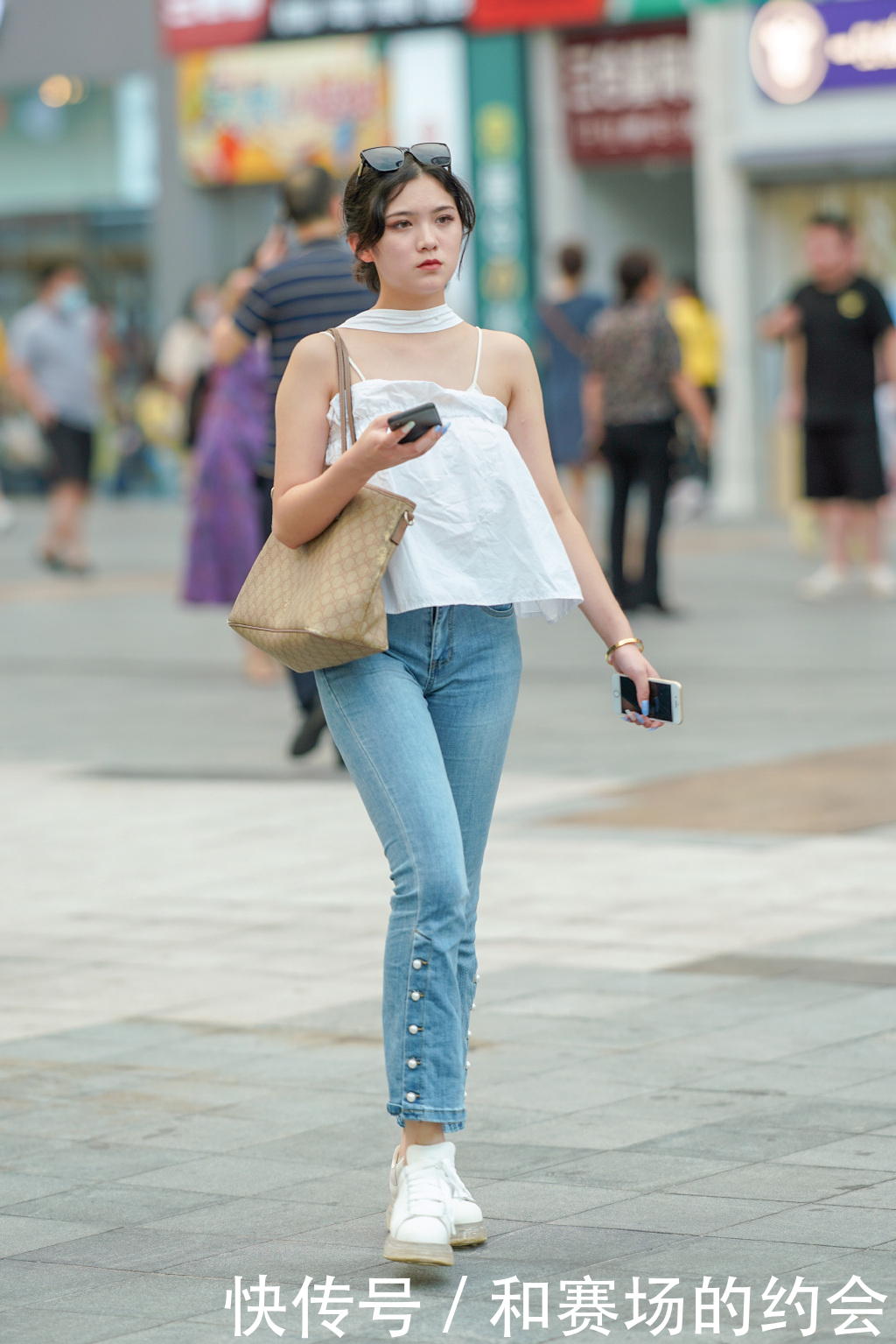 没错|气质藏在穿搭里,想要美出时尚感,选牛仔裤准没错
