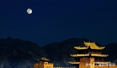 黄庭坚@诗人是黄庭坚的父亲,一首七绝造语奇警,尾句更令人遐思无限