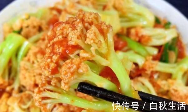 营养健康|女性步入更年期，衰老皱纹眼袋少不了，多吃以下食物效果好