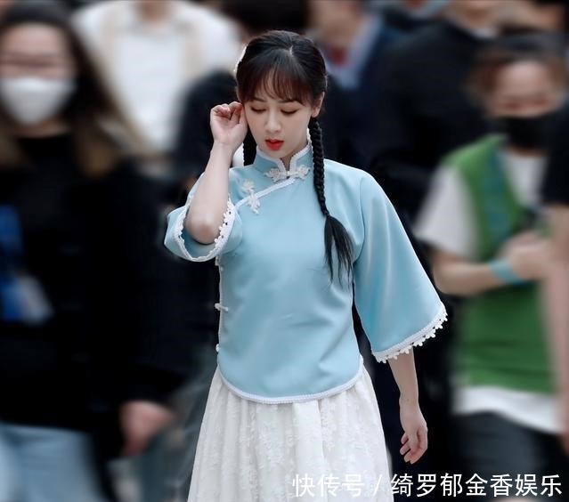 娜扎|杨紫新综艺路透曝光，仙女风和民国风任意切换，却意外撞衫娜扎！