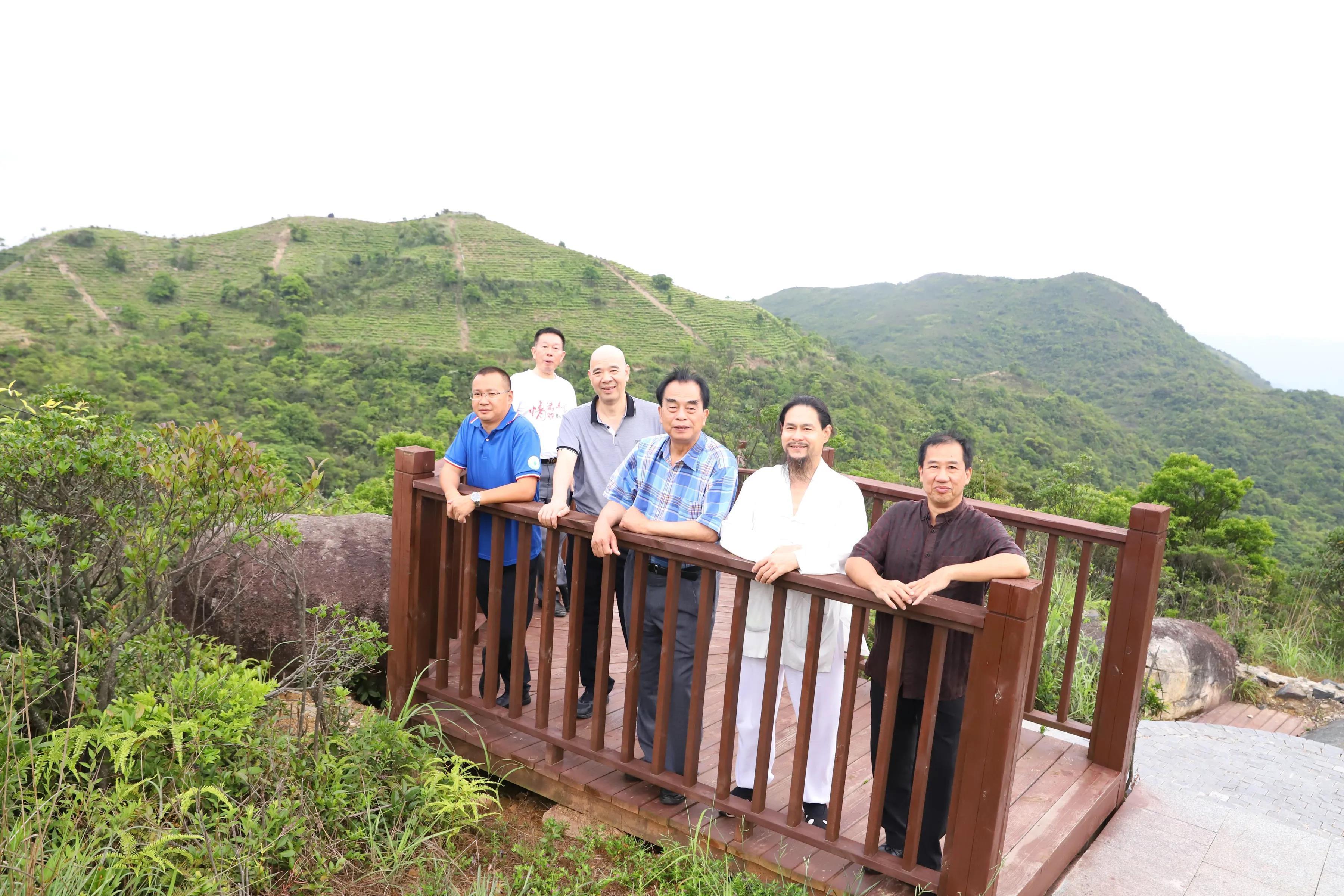 对联|梅州韩山景区大门有对联了