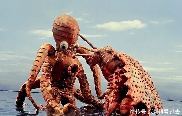 吃瓜群众|奥特曼里死法奇葩的怪兽,吃瓜群众马格拉被误伤,甘扎被人类吃