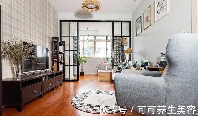 房梁|她家80㎡两室,一室改客厅,南北通透,改造得很温馨舒适,羡慕!