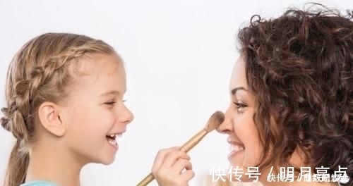 保持沉默|5句话最伤孩子自尊,父母再生气也不能说,你做到了吗