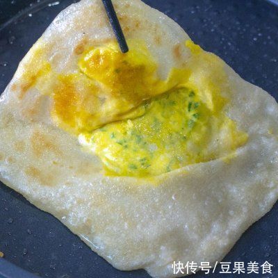 擀面杖|鲜味无敌的鸡蛋灌饼，大人小孩都爱吃