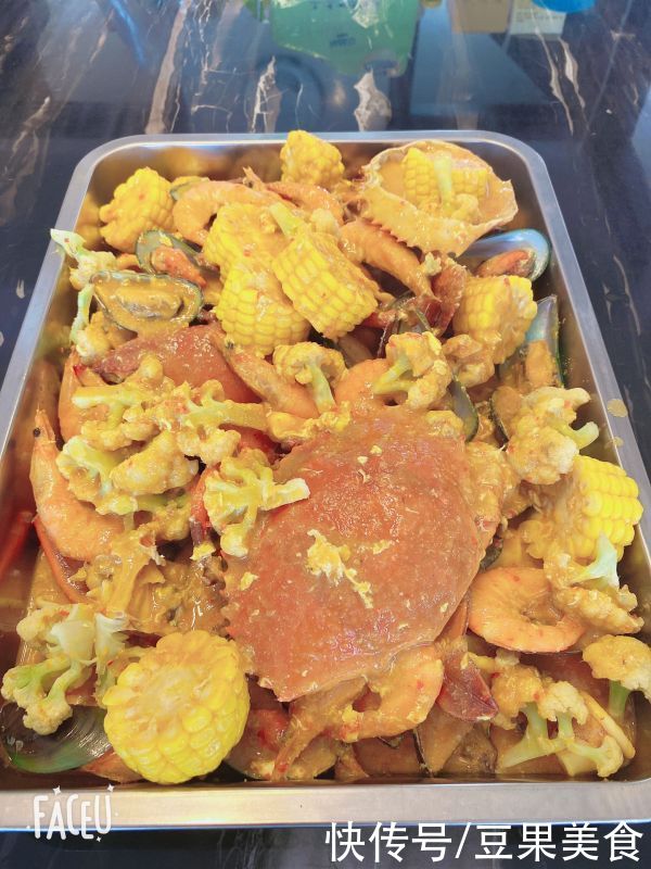 利肢节|好吃的一道特费米饭的印尼巴东酱海鲜，你在哪里呀