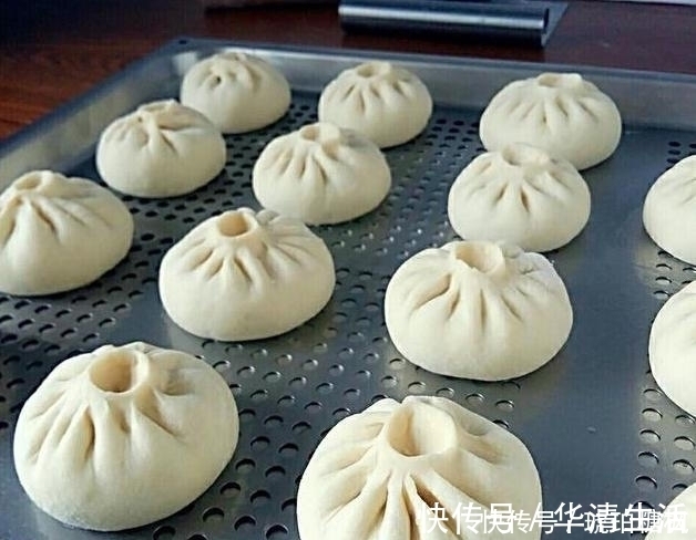 发面|吃不完的包子，别急着放冰箱，教你一招，包子放半个月照样新鲜