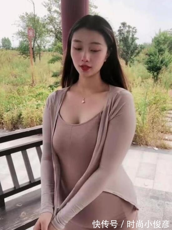 搭配|女性衣服风格搭配好,才能体现你的气质
