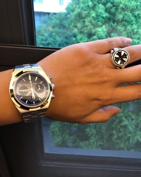 江诗丹顿纵横四海新版5500V腕表, 堪称最热门的运动型腕表