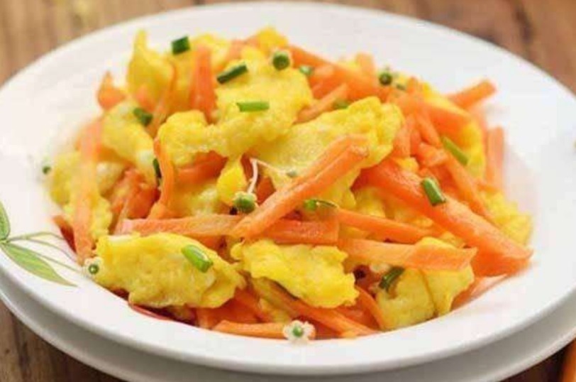 胡萝卜素|胡萝卜和此物一起炒,常食视力越来越好了,色斑没了,早知早受益