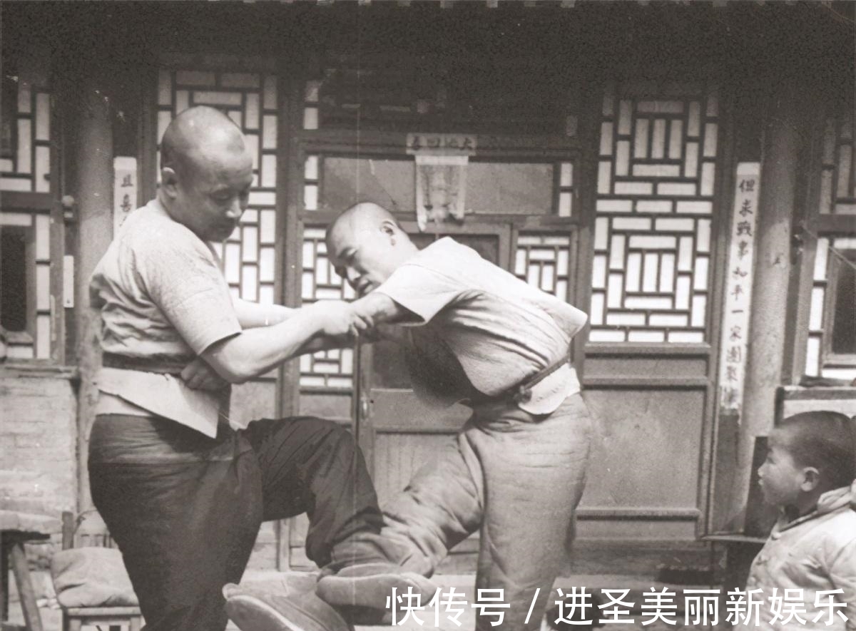 池塘&水下闭气3小时,负重200斤夜行50里,为何如今找不到民间奇人了?