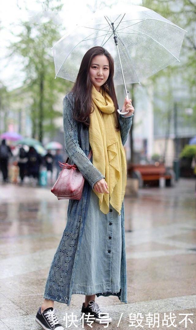 小姐姐|街拍小姐姐气质柔雅美丽大方,时尚大气很有韵味