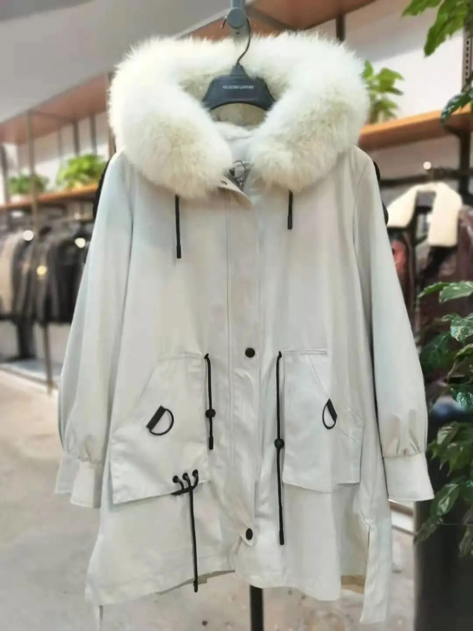 TOT服饰生活馆换新址,你要的美衣和福利这里都有