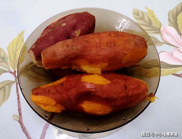 清甜|蒸红薯有窍门，不要只会隔水蒸！学会4点，红薯清甜香浓又软糯！