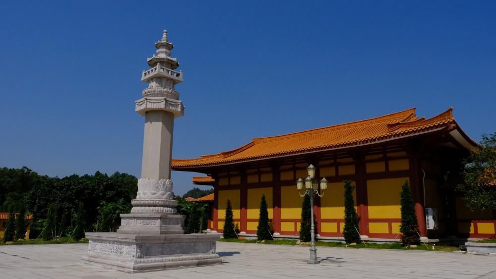  国内最大|国内第一大石雕卧佛自身难保？筹钱修建不容乐观