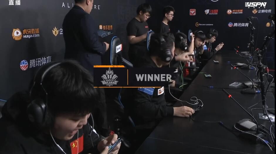 确认|传奇杯四强战队确认 SV与R.LGD彰显榜首强势