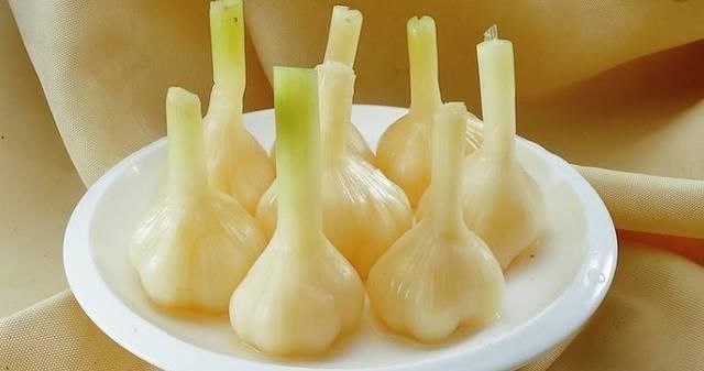 癌细胞|30岁患癌2年,癌细胞反而减少了一半,医生多亏每天吃了它