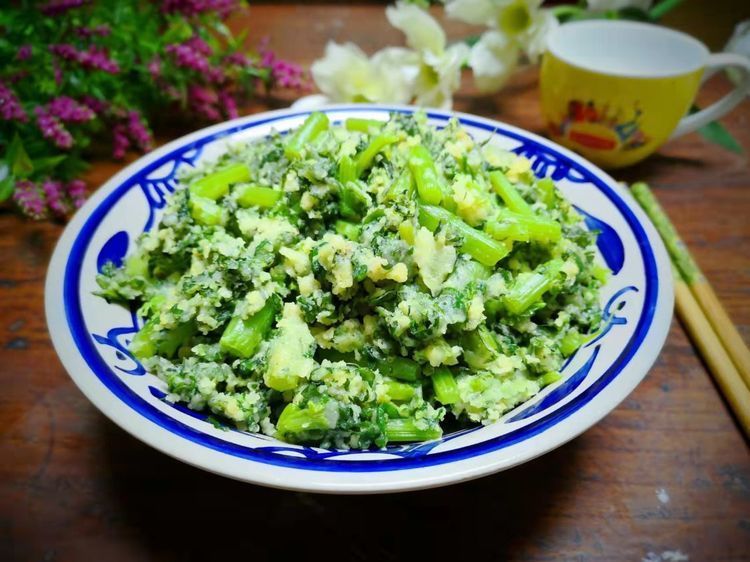 玉米面|冬季,这碱性蔬菜要多吃,改善失眠还润肺,做成蒸菜特别好吃!