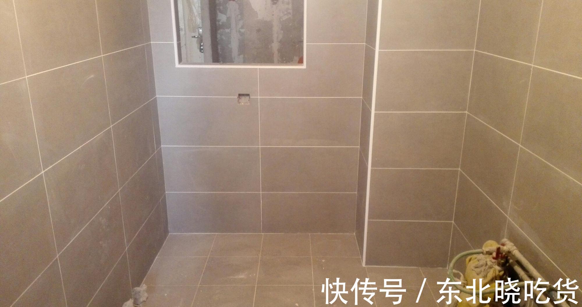 墙面|刚装修的卫生间漏水是什么原因?舍不得砸砖,可以用两种方法补漏