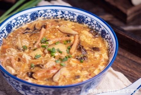 天热，多给家人喝此汤，比鱼汤肉汤还好，酸辣开胃，10分钟搞定