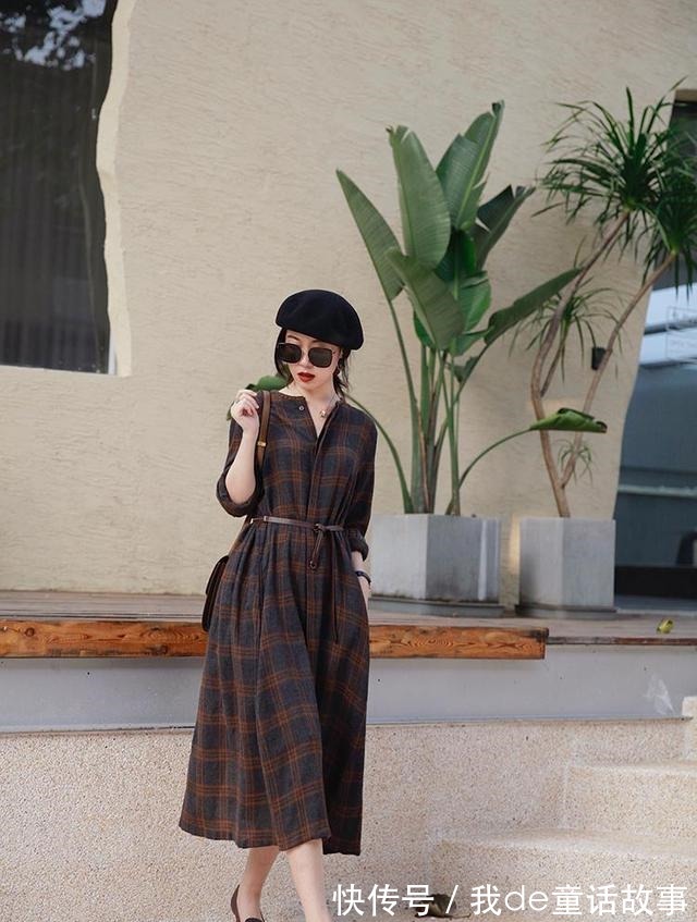 穿搭 谁说格子裙太普通，这样穿精致又优雅，韵味十足！
