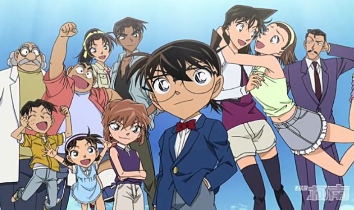 凶手|《名侦探柯南》最新一集,小黑回家过年,凶手玩自曝,推理变逃命