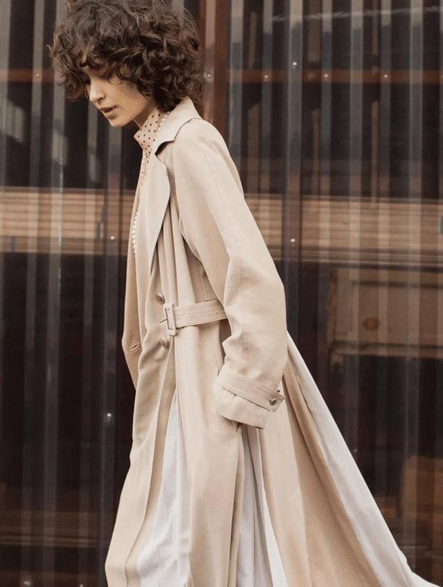 今年流行色“奶油色”怎么搭？与其打扮时髦，不如穿的干净舒适