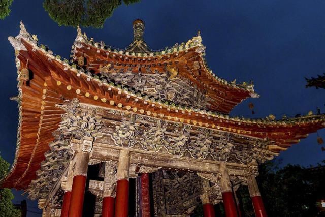 老年|四川有处“深山故宫”，为躲追查改成寺庙，却意外成就“四绝”