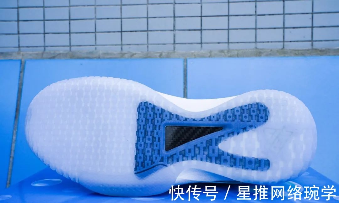 tpu|球鞋开箱:改了鞋楦的闪现3代,气泡配色颜值很高 !