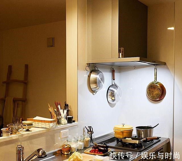 小两口之家,全屋布满绿植鲜花,把生活过成了诗,太美太治愈了!