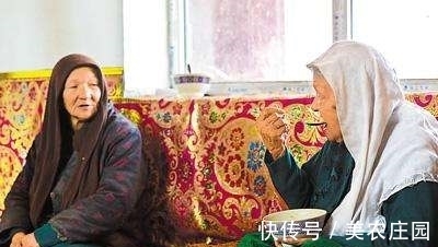 世纪|中国最长寿的老人,历经3个世纪,六世同堂,133岁还能吃10个肉包