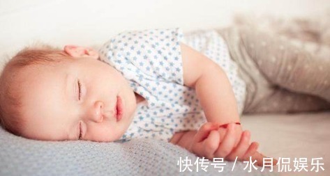 宝妈|孩子3岁前和谁睡，会影响孩子一生，宝妈们别不信，要重视起来