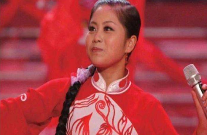 为登上星光大道，倾家荡产换来120万，被淘汰后一怒之下曝光内幕