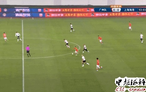 世界級(jí)|韋世豪今晚中超再現(xiàn)1世界級(jí)過人:鄭智看完罕見為弟子鼓掌!