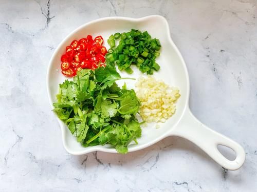 凉拌面超香料汁，懒人做法，根根入味，爽口开胃，吃了就不停下