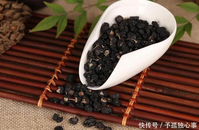 缓解|视力模糊,易疲劳常吃6种食物,或能缓解眼睛干涩