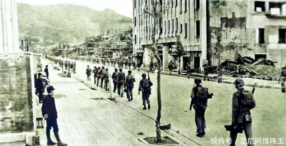 美军|老照片:源源不断踏上日本的美军 仓库里发现了成箱的中国大洋