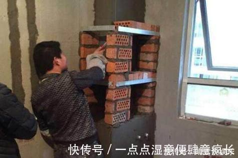 装修|头一次见卫生间这样包立管，太聪明了！省钱又实用