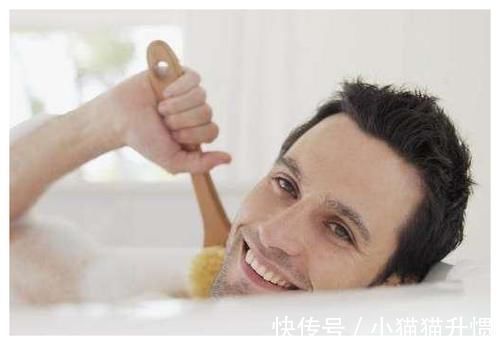 肾脏|男人洗澡时,若常洗这2个部位,可能肾脏越来越健康