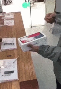 |搞笑GIF段子:珍珠归你了,那这肉能不能归我啊