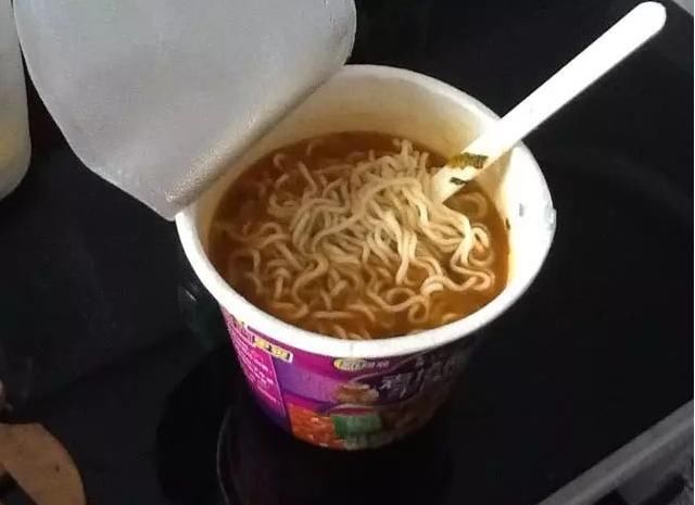 早餐|宝妈们别再给宝宝吃这3种糊弄式早餐,阻碍智力发育,还不长个