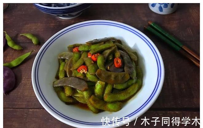 鲜香|这两种素菜再加一勺酱，简单一炒，鲜香入味，比大鱼大肉还下饭
