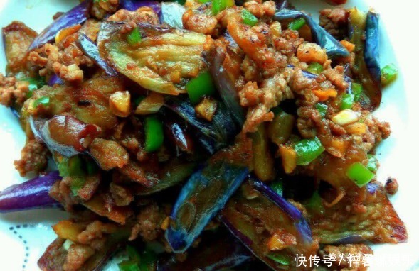 人体|一道开胃的下饭菜,10分钟就上桌,配上一碗米饭,越吃越香